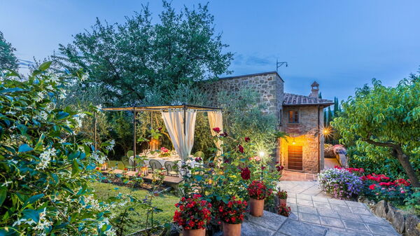 Torre del Cielo: Garden