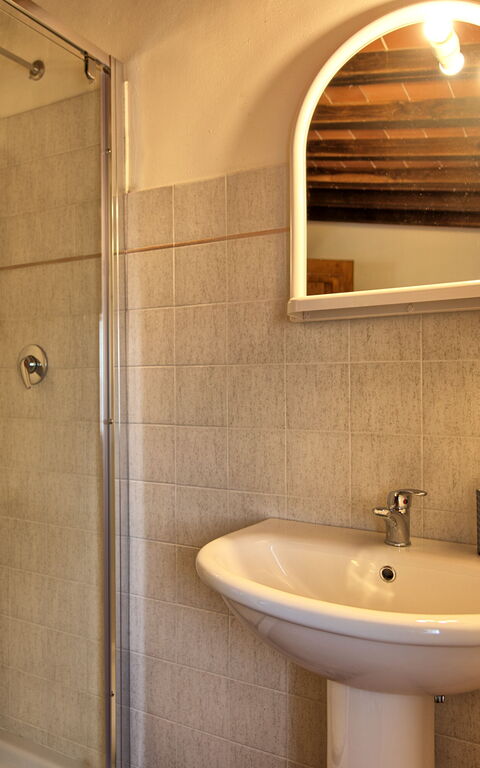 Querciolaia: Bathroom
