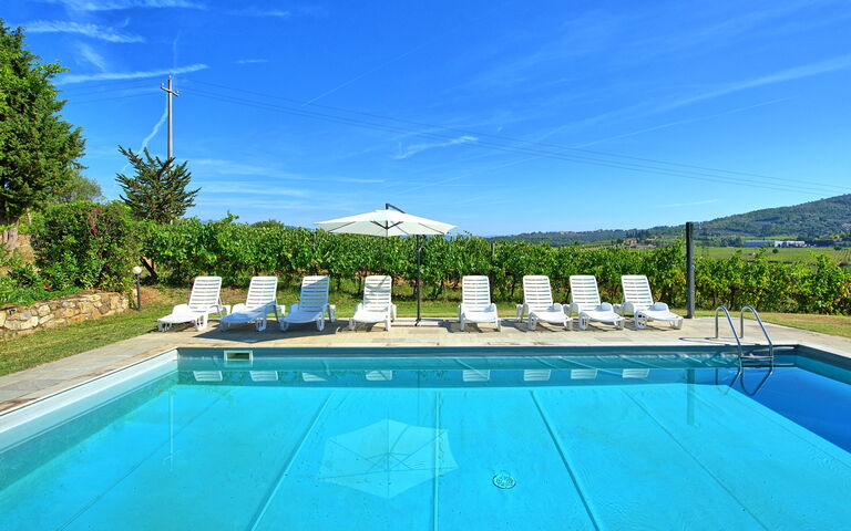 Scerfio: Outdoor, Pool, Summer