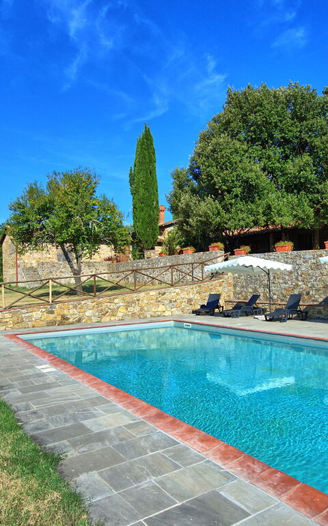Casavecchia: Pool, Summer