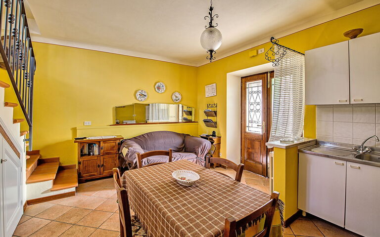 Il Palazzetto: Dining Room, Kitchen, Living Room