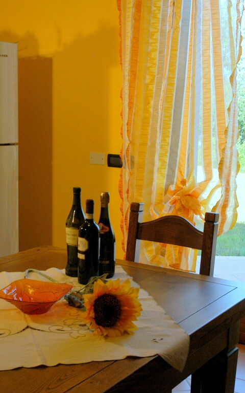 Villa Saida: Dining Room, Room Detail