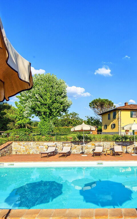 Podere Sant'angelo: Building Exterior, Pool