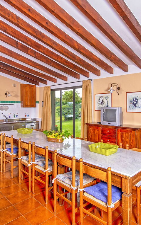 Podere Sant'angelo: Dining Room, Kitchen