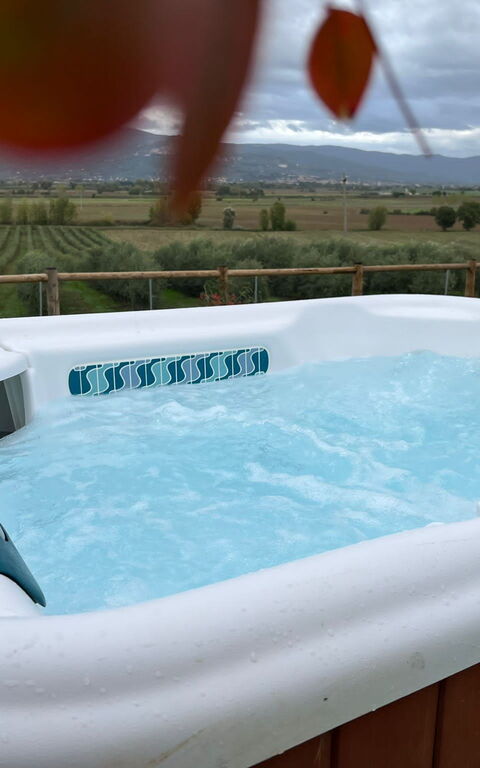Villa Giare: Hot Tub, Outdoor