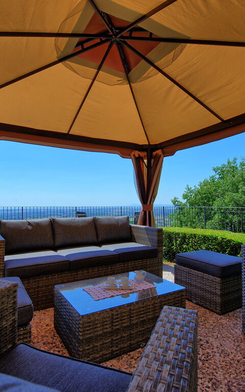 Villa Crispinino: Balcony / Terrace / Patio, Outdoor