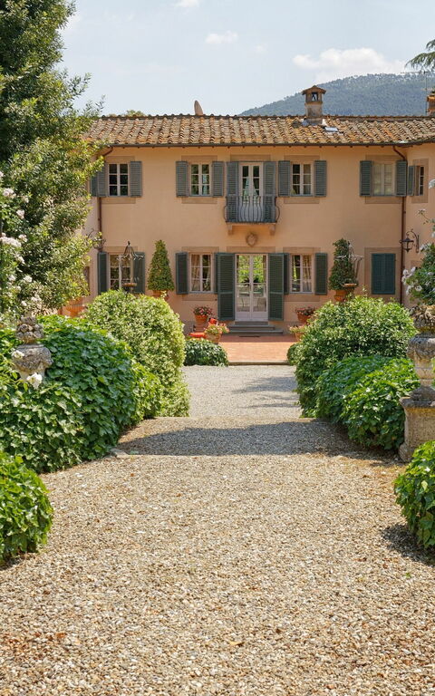 Villa De Ranieri: Building Exterior, Garden, Outdoor