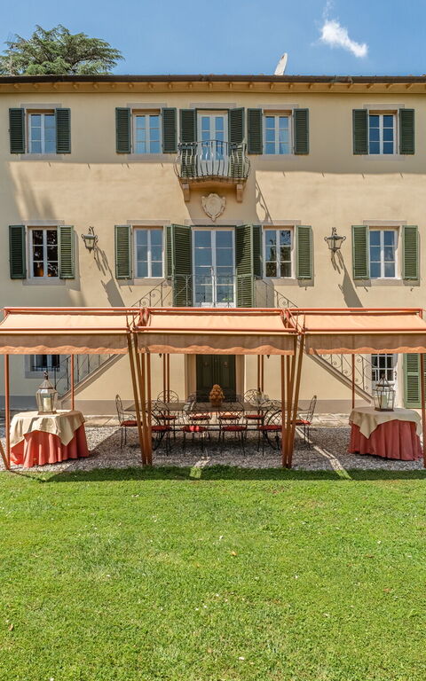 Villa De Ranieri: Building Exterior, Outdoor