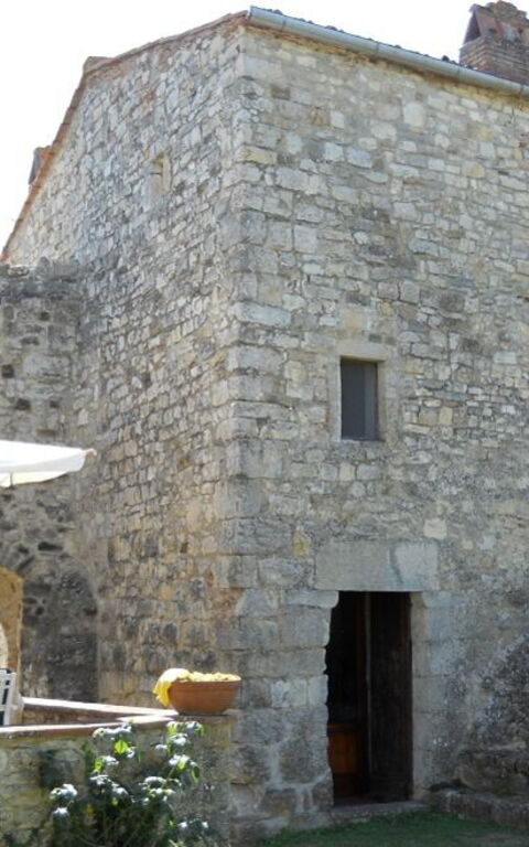 Il Nibbio Del Castello Di Monteluco