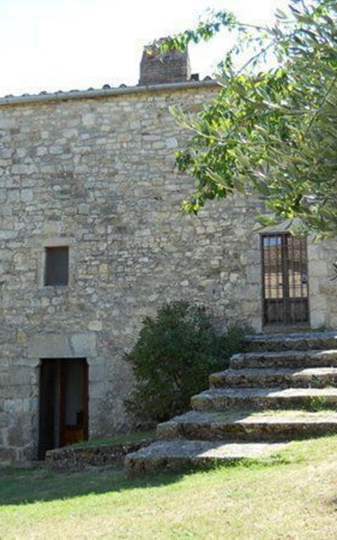 Il Nibbio Del Castello Di Monteluco