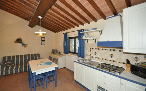 Accommodation Ortensia: Dining Room, Kitchen, Living Room