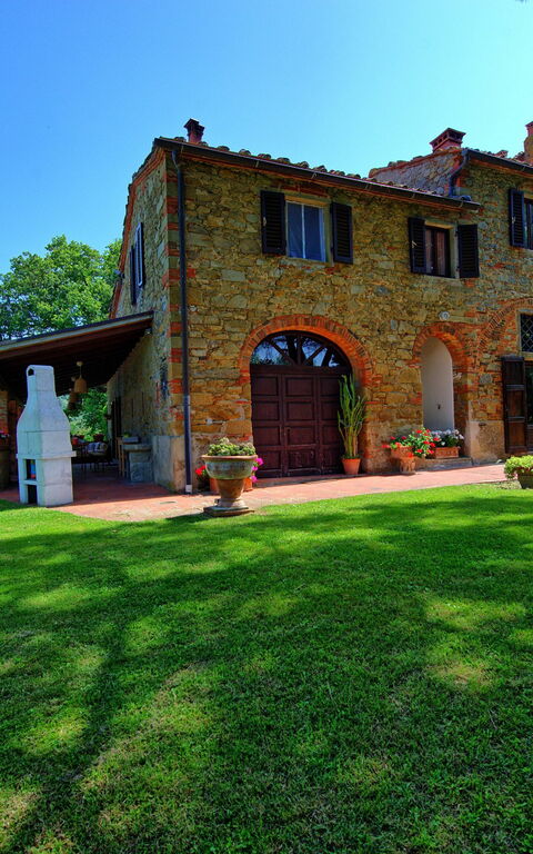 Villa Campogialli: Building Exterior, Garden