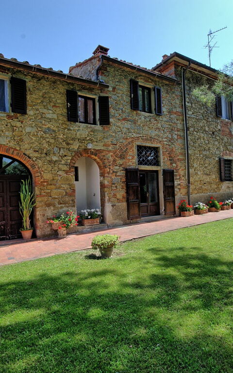 Villa Campogialli: Building Exterior, Garden