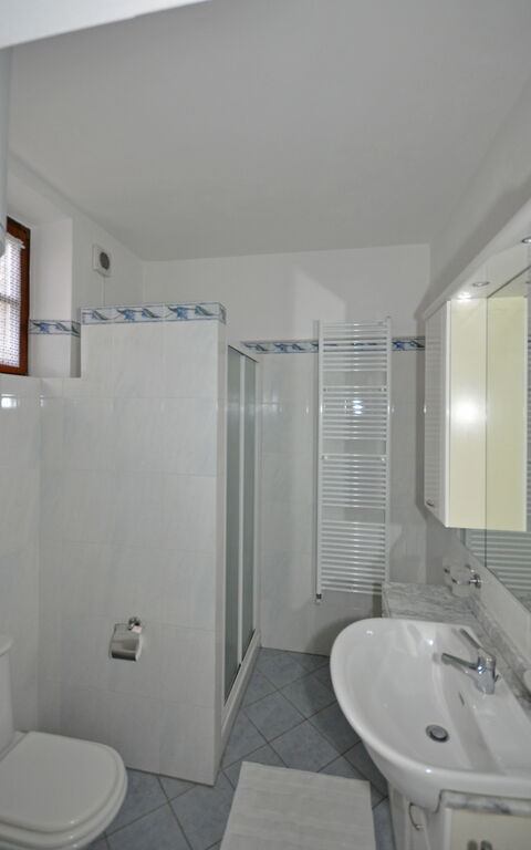 Guardistallo: Bathroom
