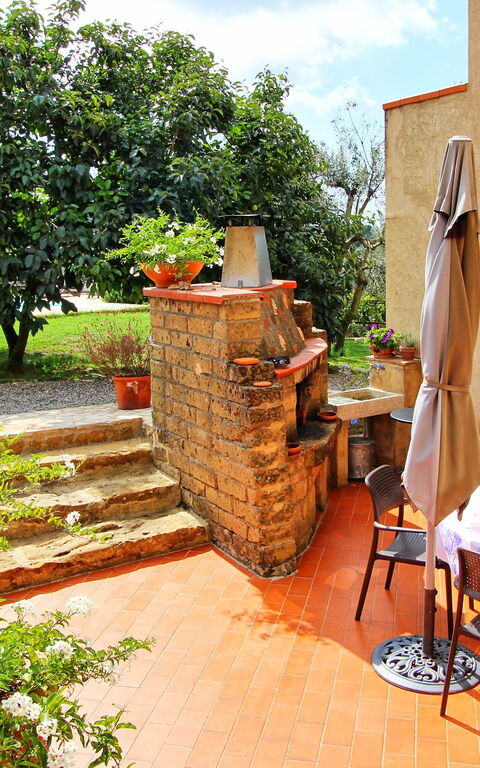 Guardistallo: Outdoor