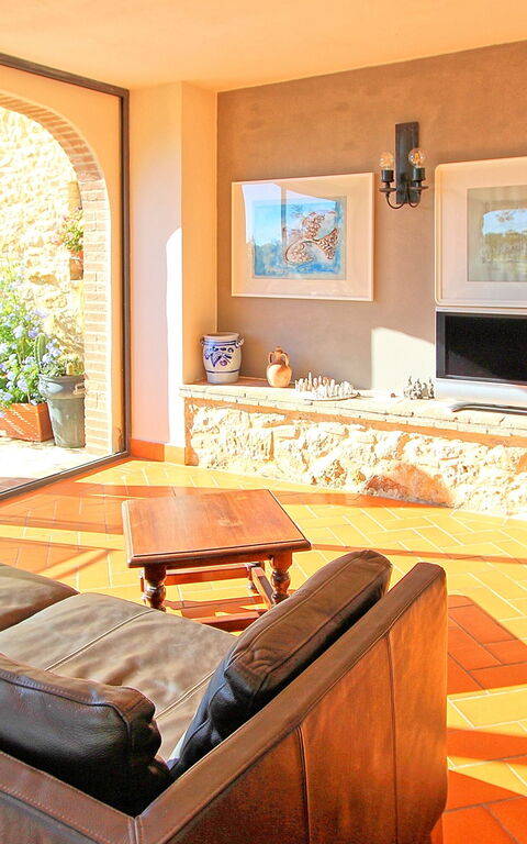 Guardistallo: Dining Room, Living Room