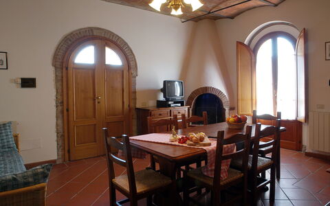 Accommodation La Valle 2: Dining Room, Kitchen, Living Room