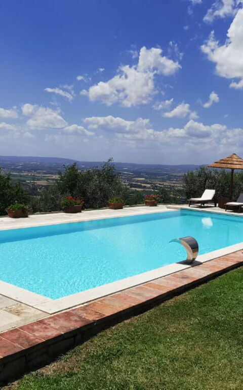 Villa Noceta: Pool, Scenic View