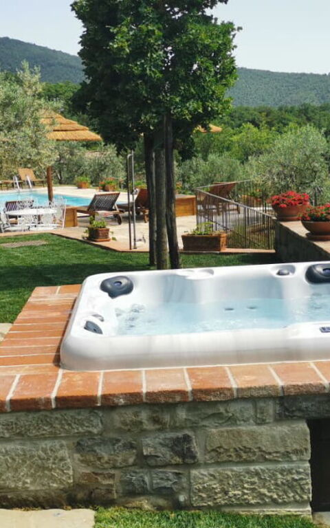 Villa Noceta: Garden, Pool, Scenic View