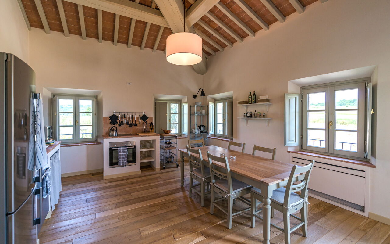 Accommodation La Valle 3 Castelfalfi: Dining Room, Kitchen, Living Room