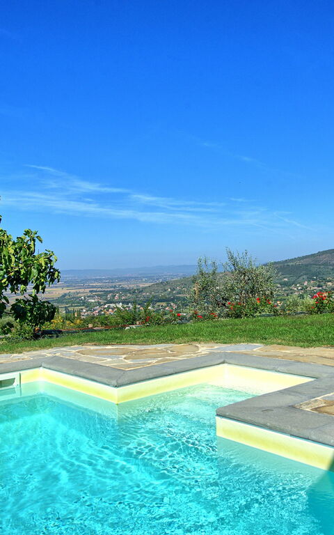 Casale Girifalco: Pool, Scenic View