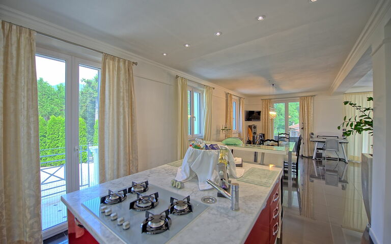 Villa Raffaela: Dining Room, Kitchen