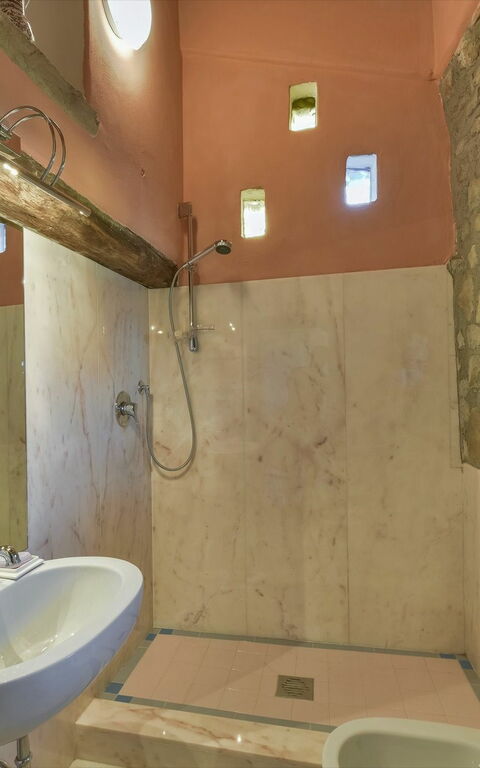 Villa Casalguidi: Bathroom