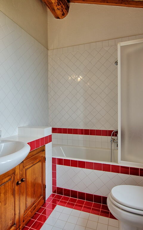Villa Montalcino: Bathroom