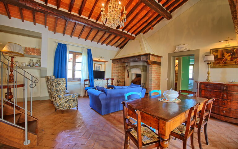 Accommodation Belvedere Apartment: Dining Room, Living Room