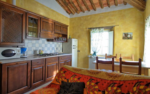 Accommodation Duca: Dining Room, Kitchen, Living Room