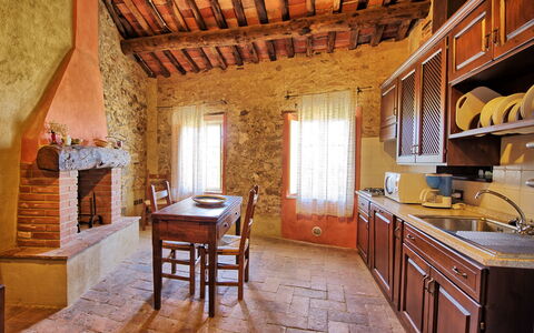 Accommodation Torre: Dining Room, Kitchen