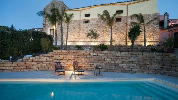 Baglio Maranzano - Marietta: Building Exterior, Pool