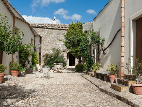 Baglio Maranzano - Titi