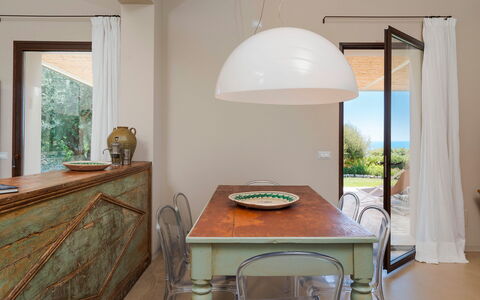 Accommodation Isla Verde - Ulivi: Dining Room