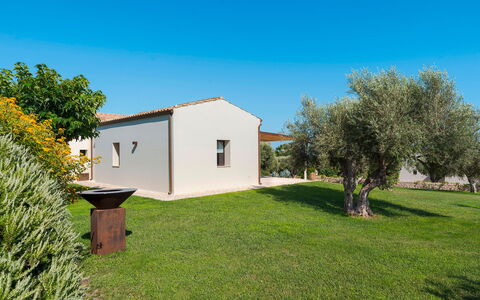 Accommodation Isla Verde - Gelsi: Building Exterior, Outdoor