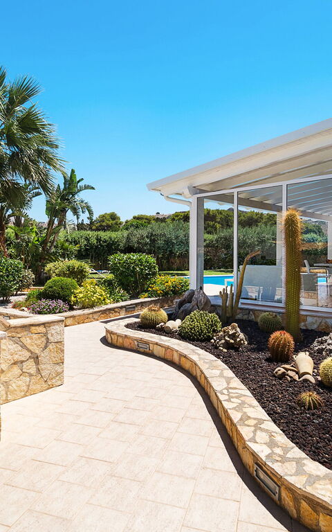 Afrodite: Garden, Summer