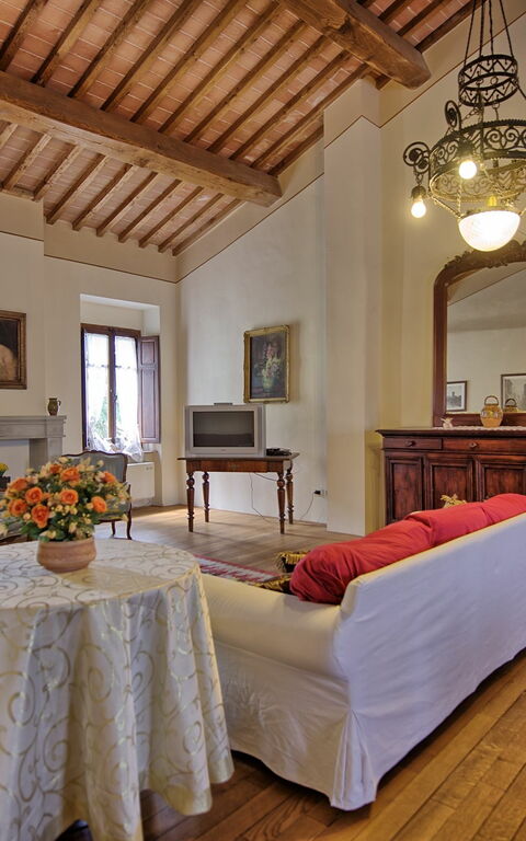 Villa Capolona: Living Room