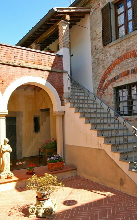 Villa Capolona: Building Exterior