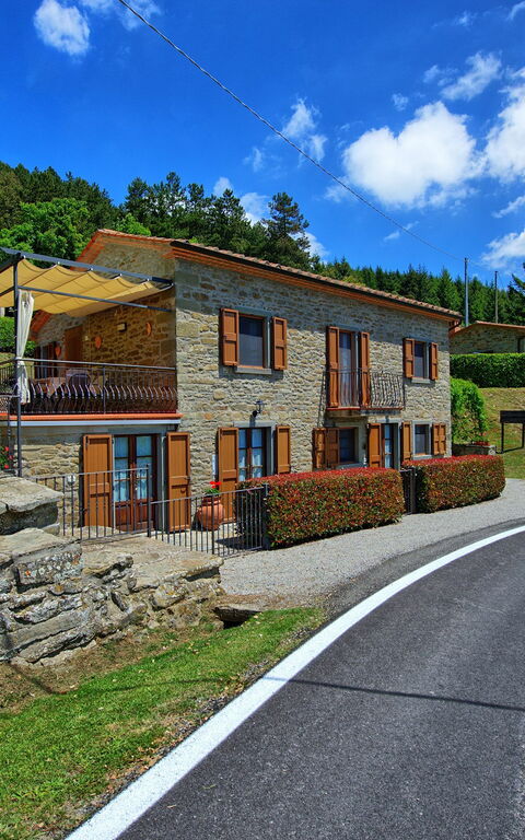 Villa Portole Uno: Building Exterior