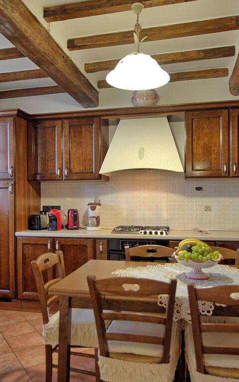 Villa Portole Uno: Kitchen