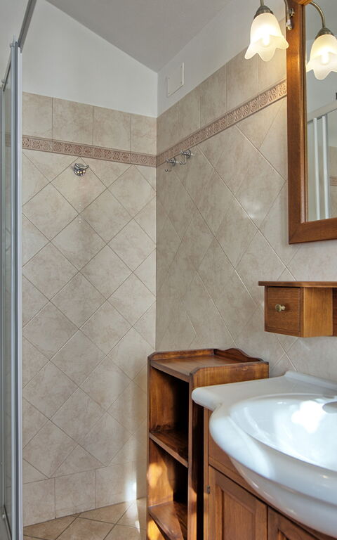 Villa Portole Uno: Bathroom