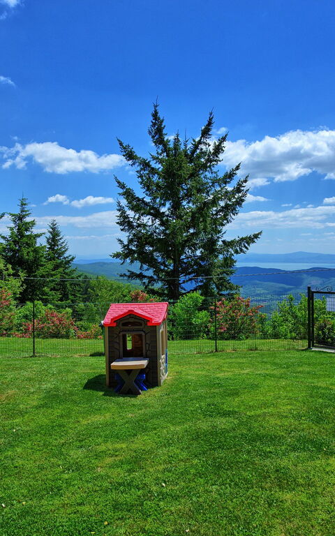 Villa Portole Due: Garden, Scenic View