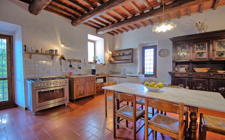 Casale Giotto: Dining Room, Kitchen