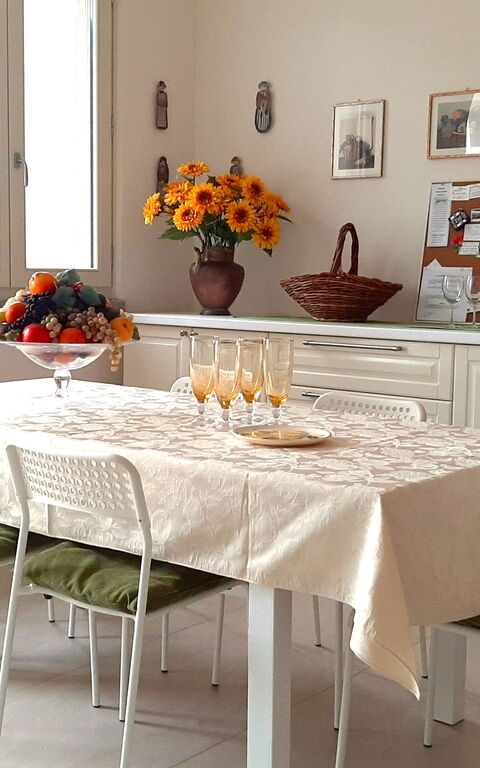 Villa Gaville: Kitchen