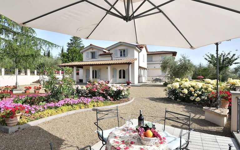 Villa Gaville: Garden, Outdoor, Pool
