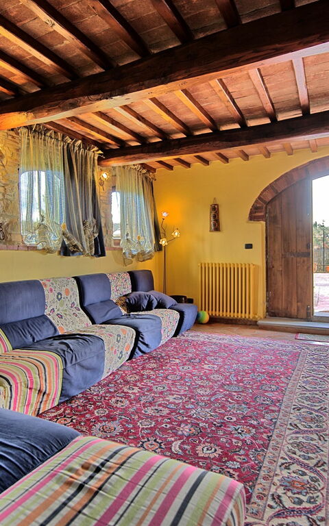 Villa Marika: Living Room