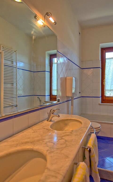 Villa Lorena: Bathroom
