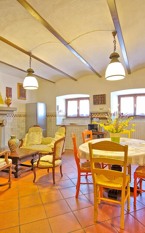 Villa Lorena: Dining Room, Kitchen, Living Room