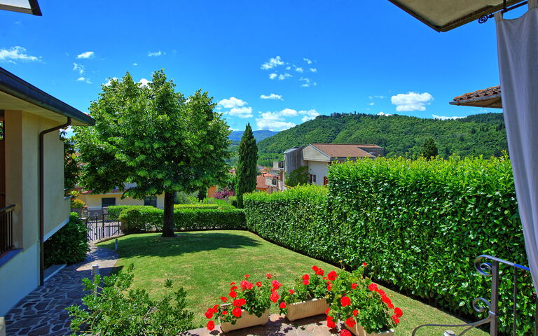 Villa Pratovecchio: Garden, Outdoor, Scenic View