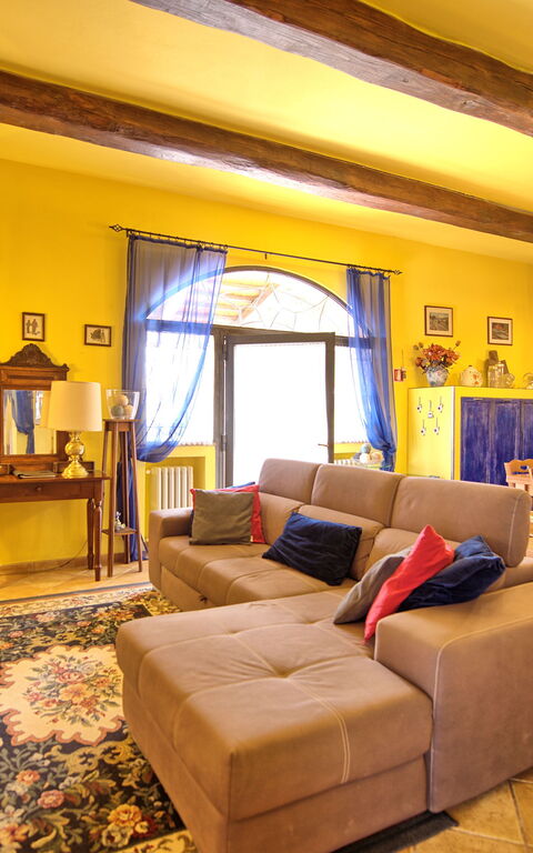 Villa Sabrina: Living Room